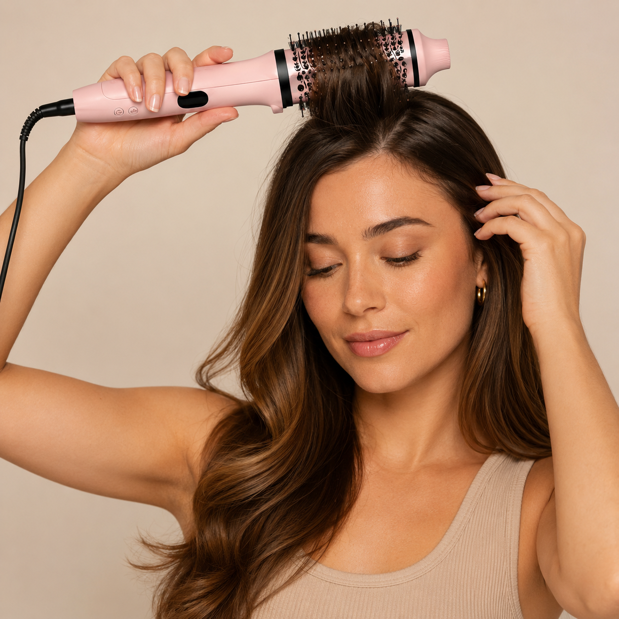 Brosse coiffante WavePro 3en1, portrait résultat boucles