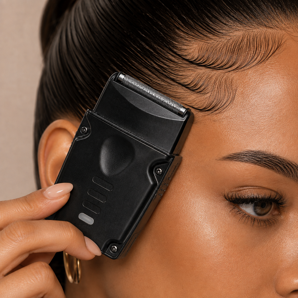 Rasoir RazorPro Compact, contour du visage