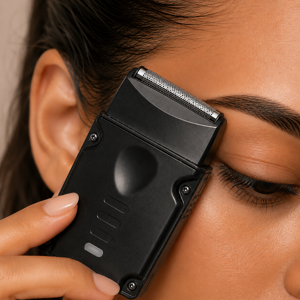 Rasoir RazorPro Compact, précision sourcils